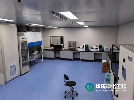 在檢驗科裝修時，如何確保施工質量和進度？